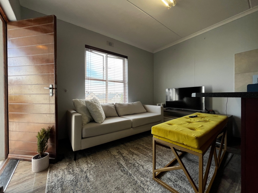 2 Bedroom Property for Sale in Buh Rein Estate Western Cape